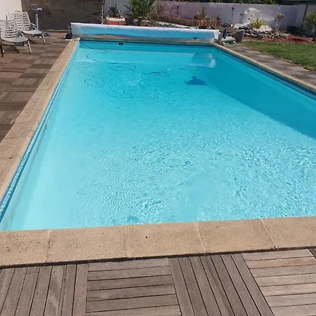 La Maison Du Bonheur Chiens Acceptes * Chantelle