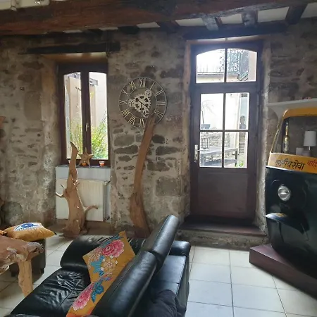 ゲストハウス La Maison Du Bonheur Chiens Acceptes