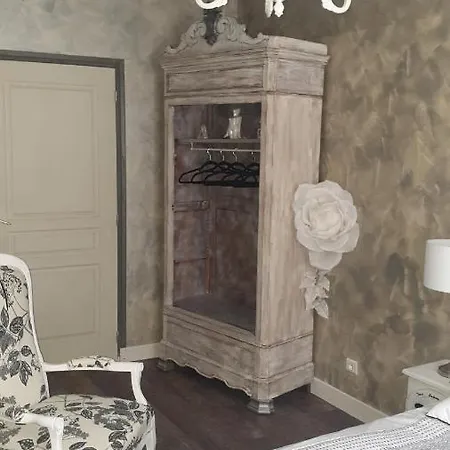 ゲストハウス La Maison Du Bonheur Chiens Acceptes Chantelle